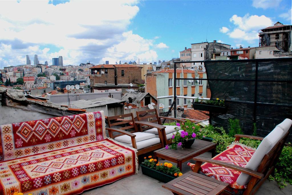 Nicoleport Hotel Istanbul Exterior photo