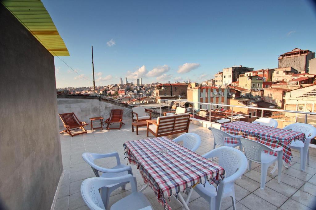 Nicoleport Hotel Istanbul Exterior photo