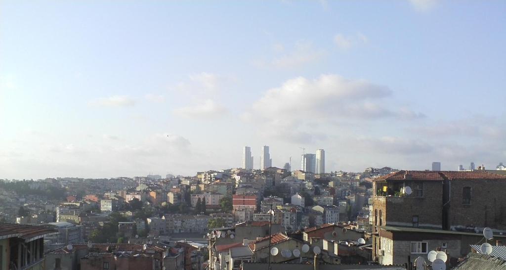 Nicoleport Hotel Istanbul Exterior photo