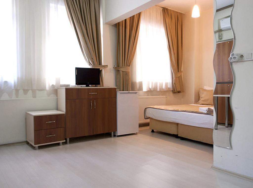 Nicoleport Hotel Istanbul Exterior photo