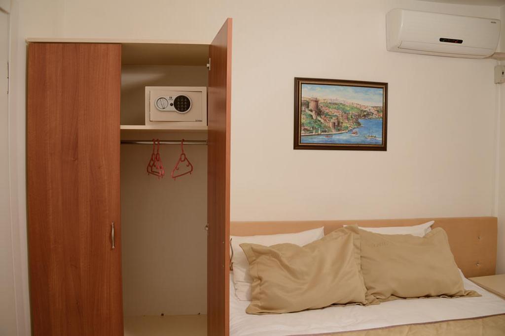 Nicoleport Hotel Istanbul Exterior photo