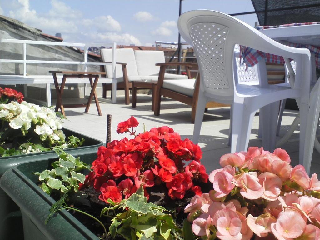 Nicoleport Hotel Istanbul Exterior photo